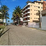 Condominio Familiar Com Apartamento A 150 Metros Do Mar Em Area Nobre Da Praia Grande Em Ubatuba
