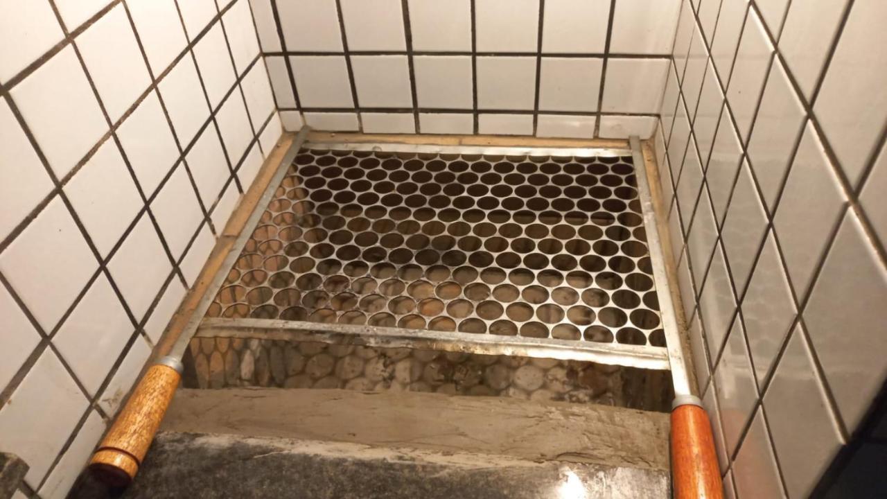 Familiar Com A 150 Metros Do Mar Em Area Nobre Da Grande Em Apartment Ubatuba