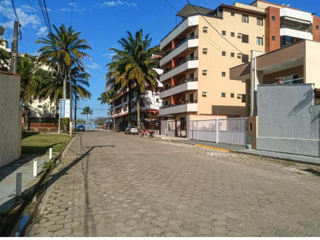 Familiar Com A 150 Metros Do Mar Em Area Nobre Da Grande Em Apartment *